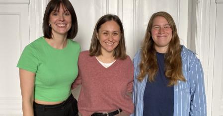 tre kvinder ved siden af hinanden